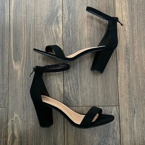 Womens black heels